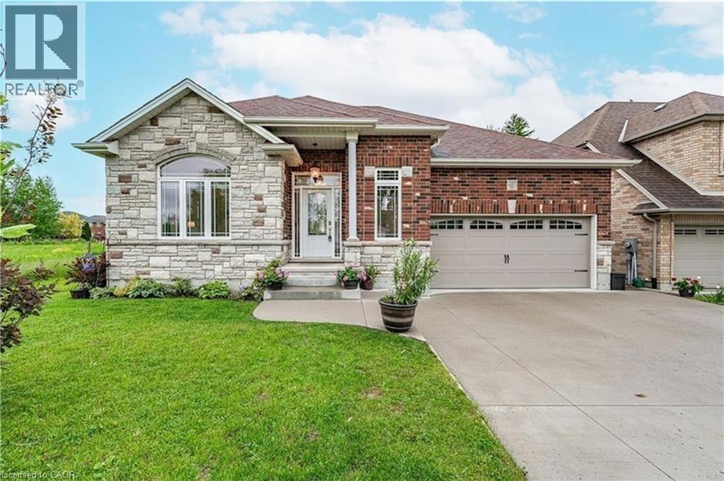 Photo 1 of 217 Donnici Drive Unit Main, Hamilton ON