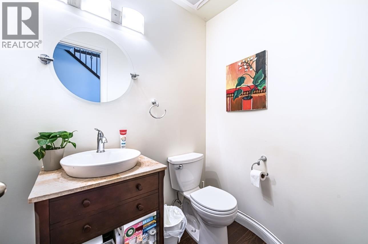 Photo 13 of 4570 W 13 Th Avenue, Vancouver BC