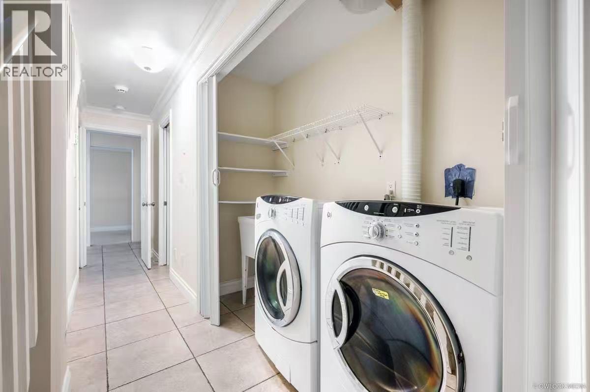 Photo 18 of 4570 W 13 Th Avenue, Vancouver BC