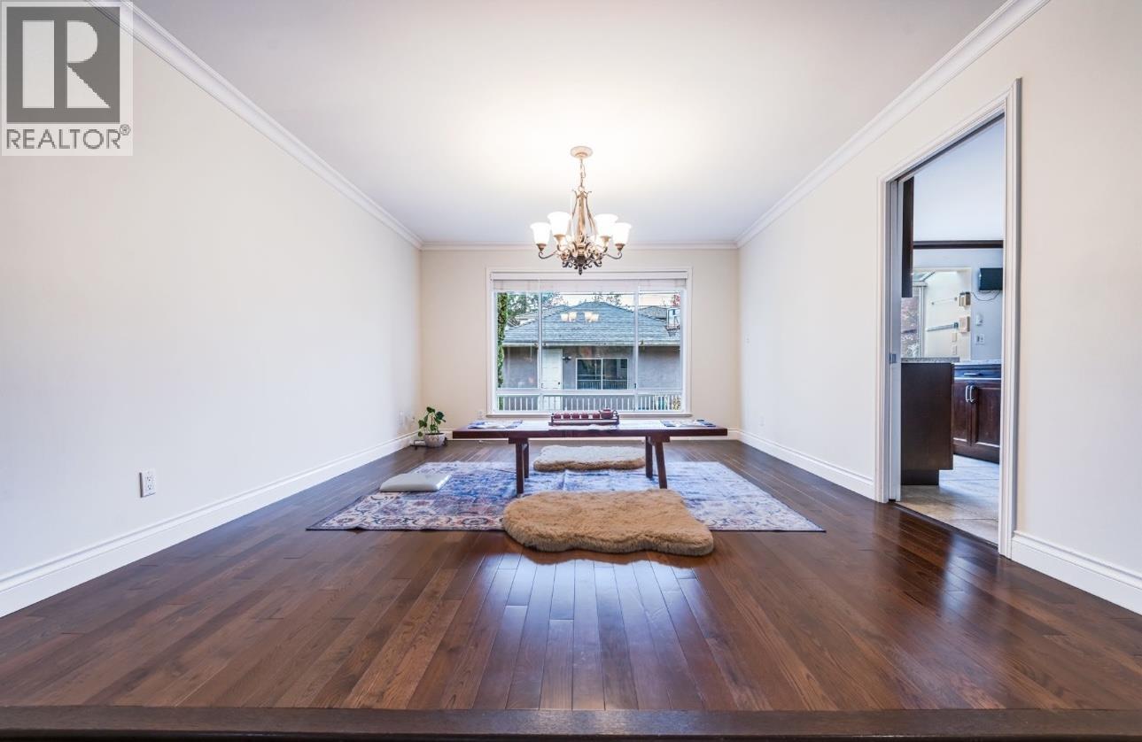 Photo 12 of 4570 W 13 Th Avenue, Vancouver BC