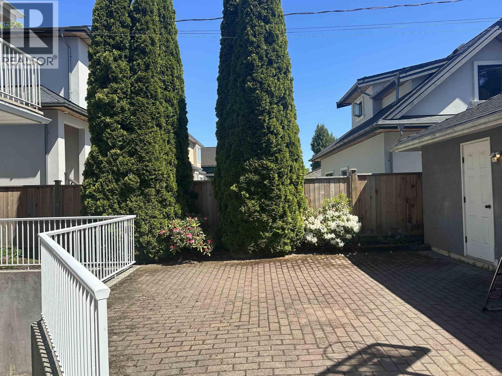 Photo 19 of 4570 W 13 Th Avenue, Vancouver BC