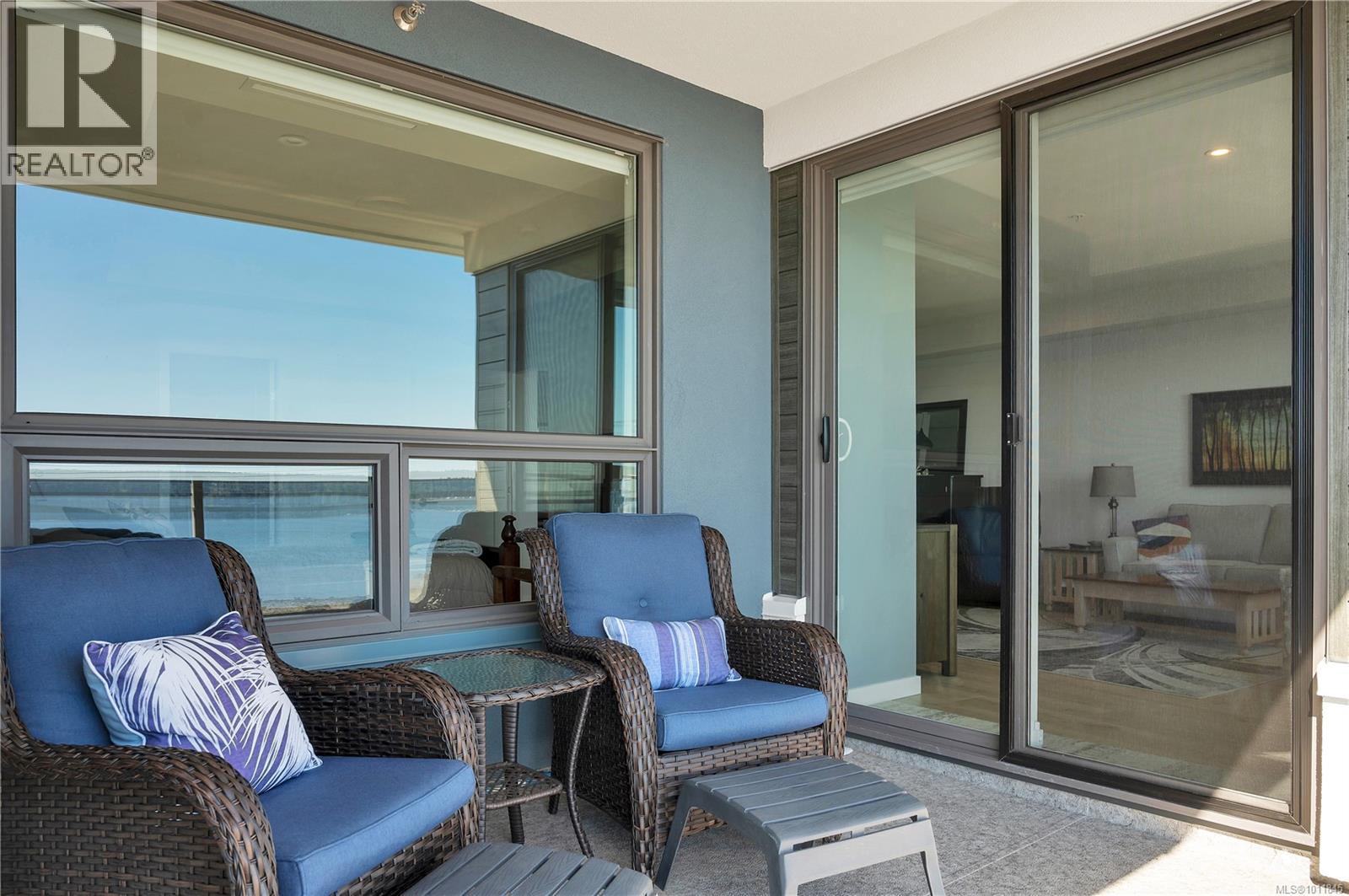 402 536 Island Hwy S, Campbell River