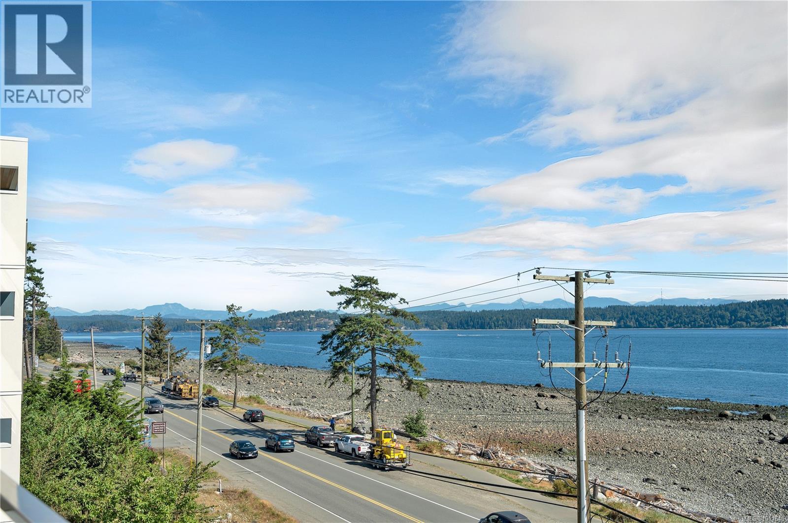 402 536 Island Hwy S, Campbell River