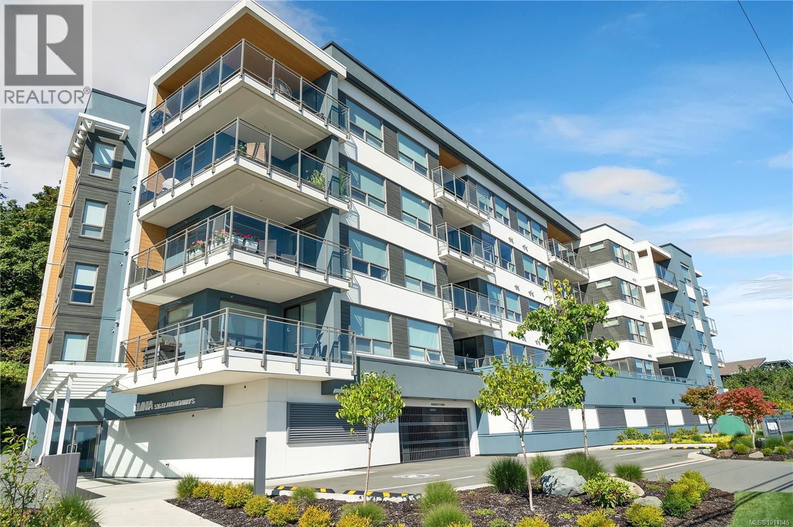402 536 Island Hwy S, Campbell River