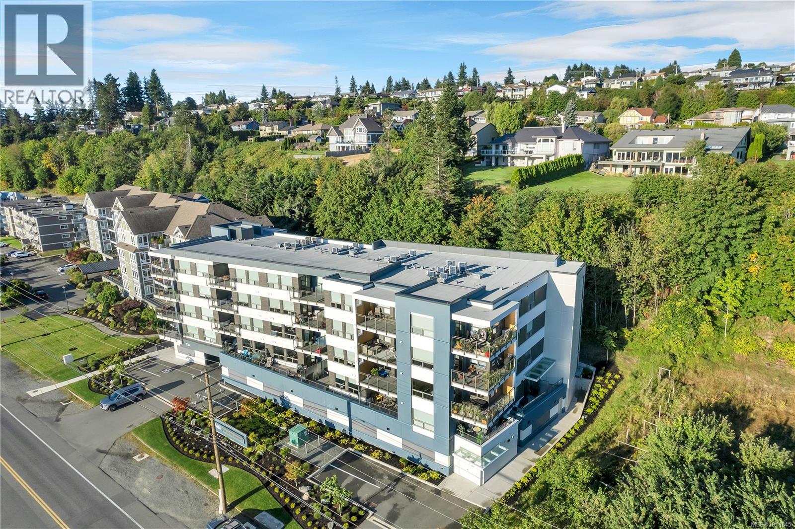 402 536 Island Hwy S, Campbell River