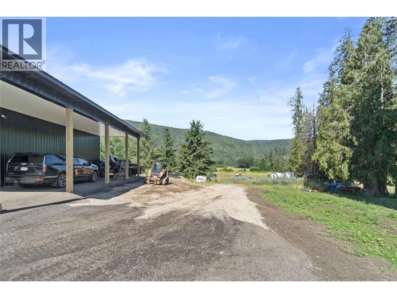 Photo 38 of 22 Parsons Road, Mara BC