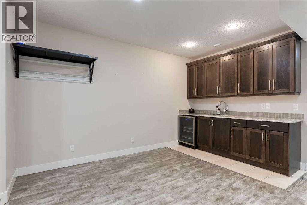 Single Family House for Sale in  Child Avenue NE Renfrew Calgary 