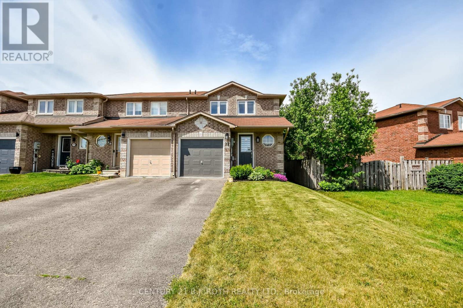 Photo 30 of 32 Goodwin Drive, Barrie ON