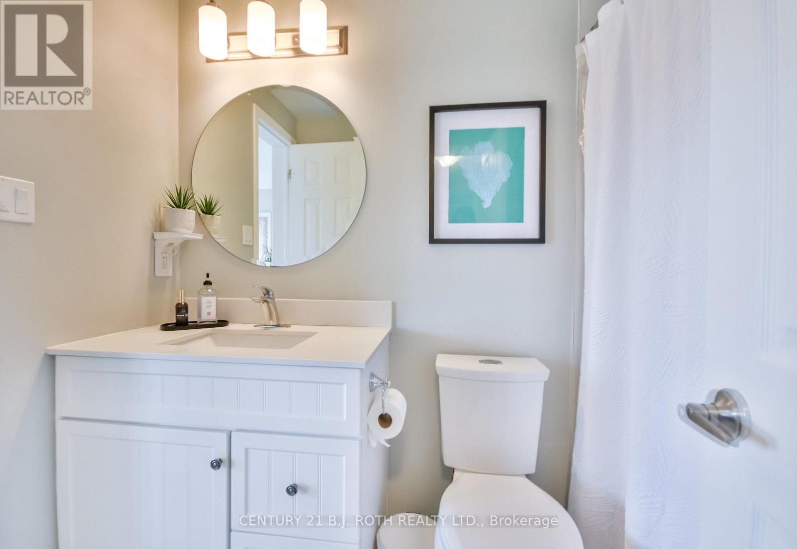 Photo 21 of 32 Goodwin Drive, Barrie ON