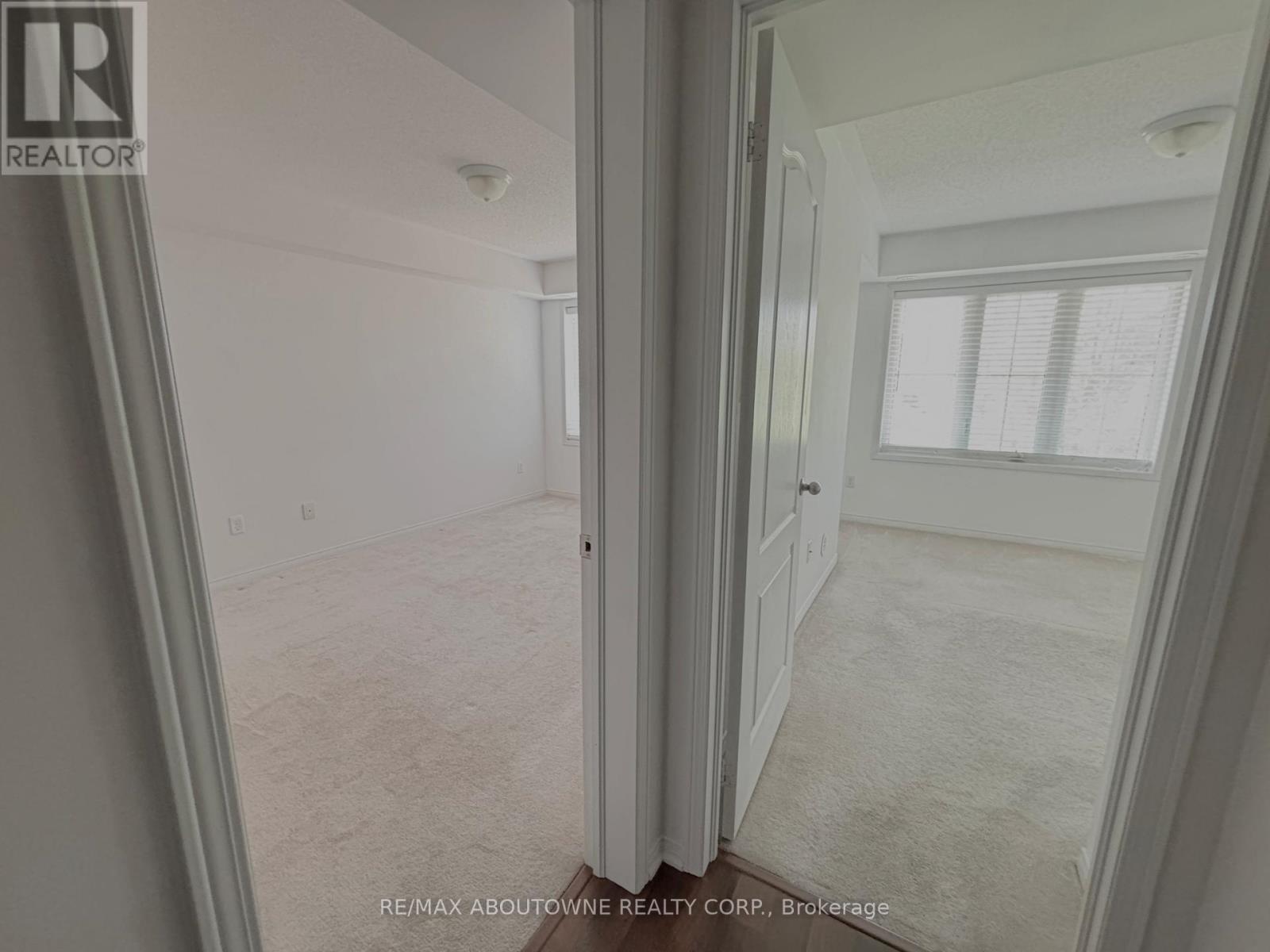 Photo 27 of 12 35 Hays Boulevard, Oakville ON