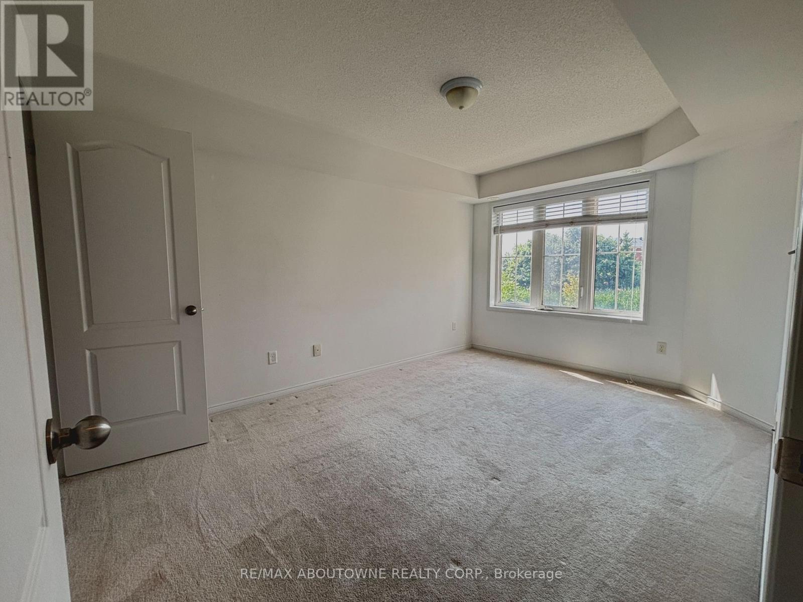 Photo 28 of 12 35 Hays Boulevard, Oakville ON