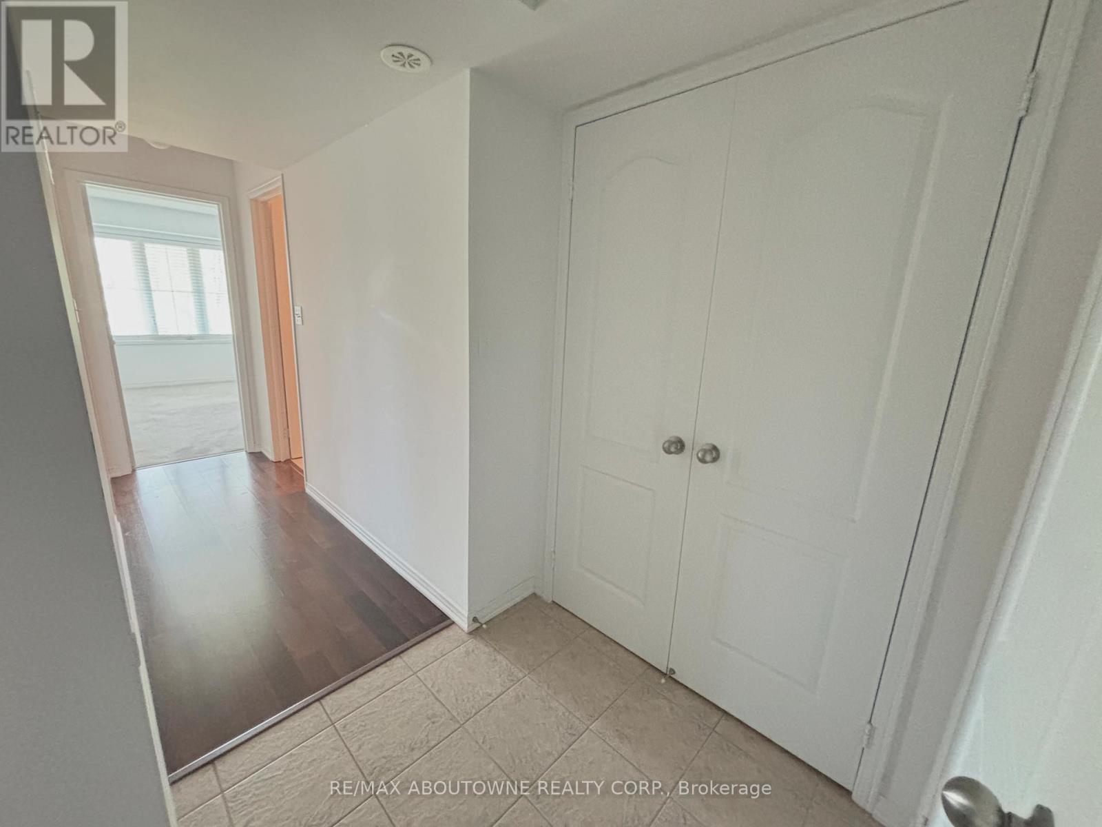 Photo 24 of 12 35 Hays Boulevard, Oakville ON