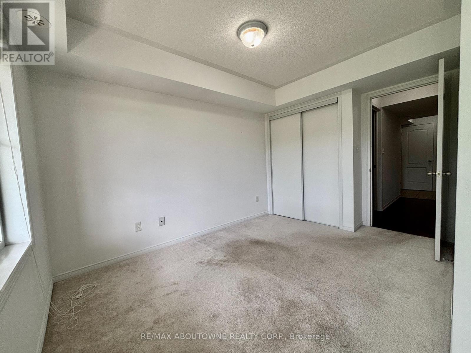 Photo 37 of 12 35 Hays Boulevard, Oakville ON