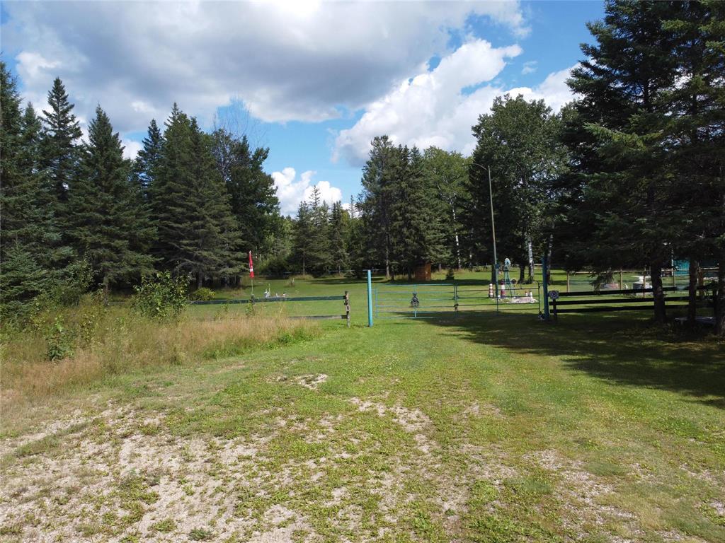 Photo 17 of 25 William Avenue, Hadashville MB