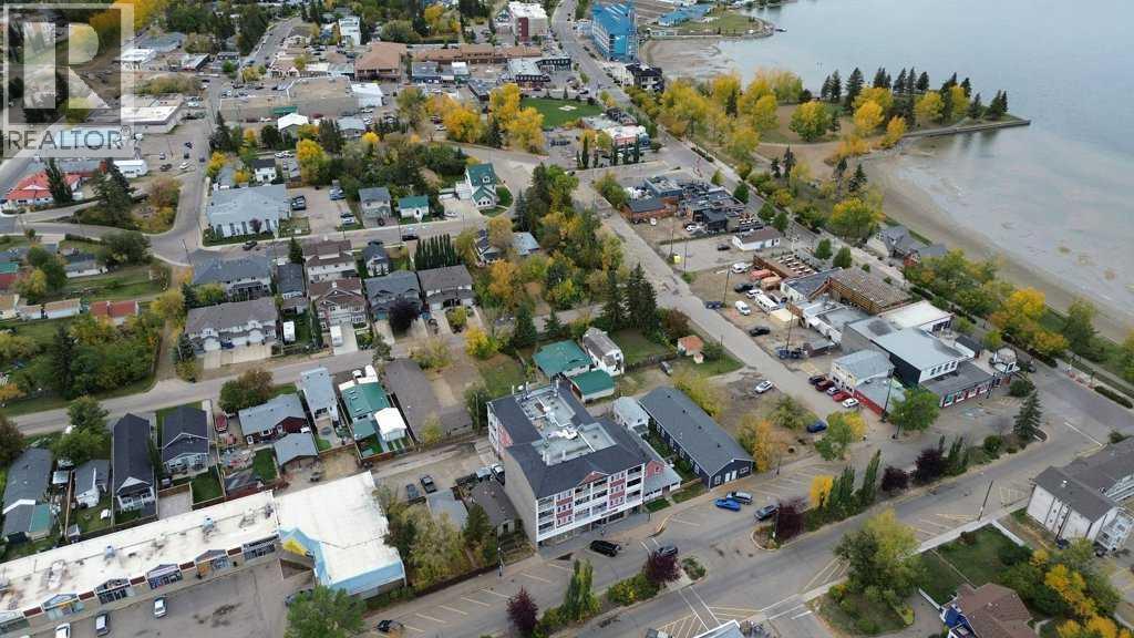 Photo 32 of 5007 46 Street, Sylvan Lake AB