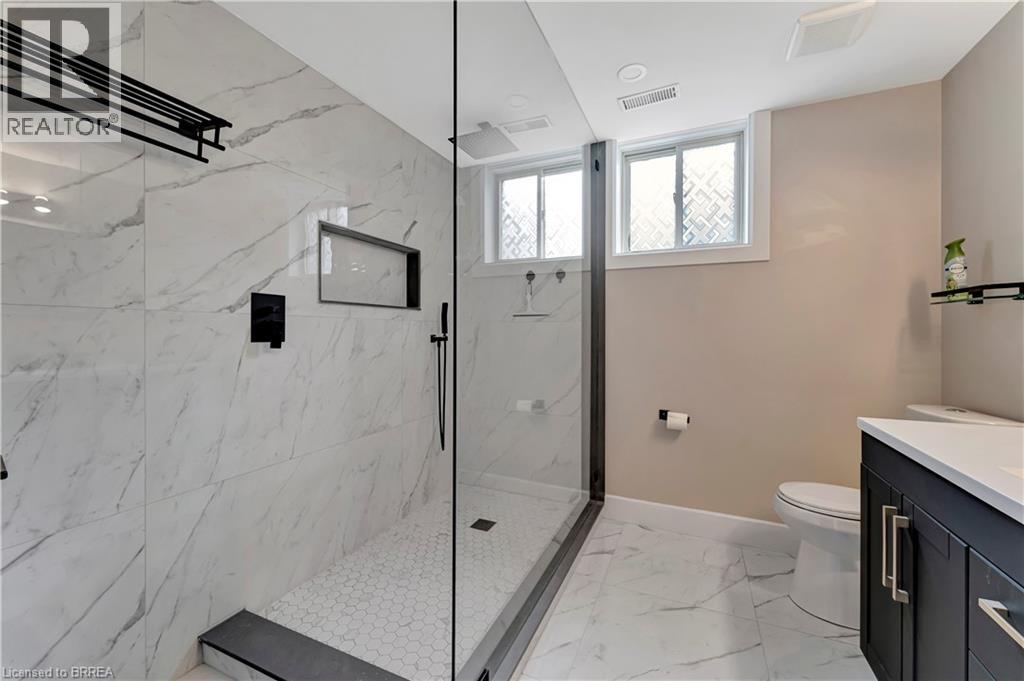 Photo 19 of 15 Ivy Crescent, Paris ON