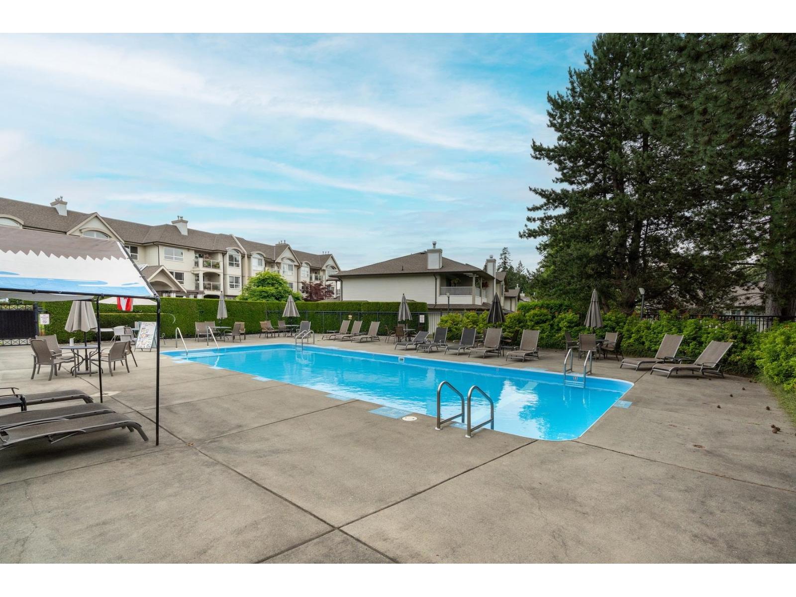 Photo 21 of 307 20381 96 Avenue, Langley BC