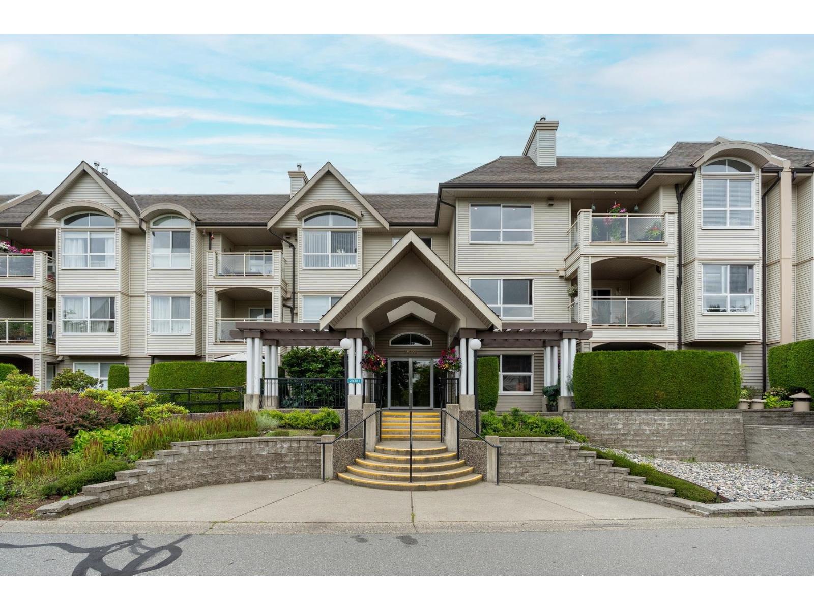 Photo 29 of 307 20381 96 Avenue, Langley BC