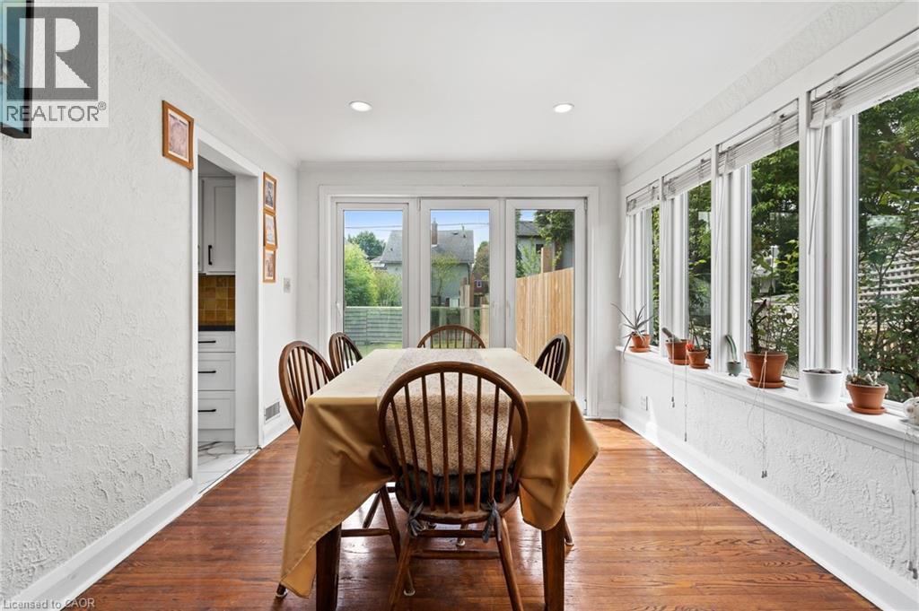 Photo 11 of 42 Chaplin Avenue, St Catharines ON