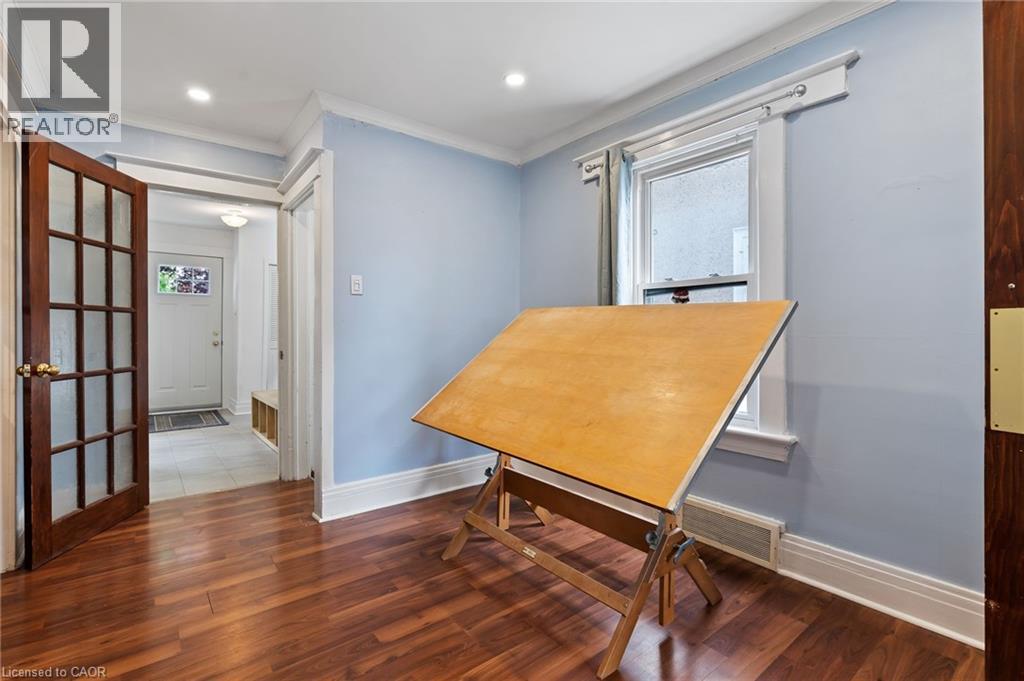 Photo 17 of 42 Chaplin Avenue, St Catharines ON