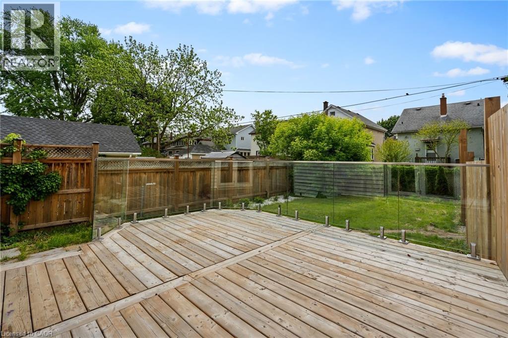 Photo 36 of 42 Chaplin Avenue, St Catharines ON