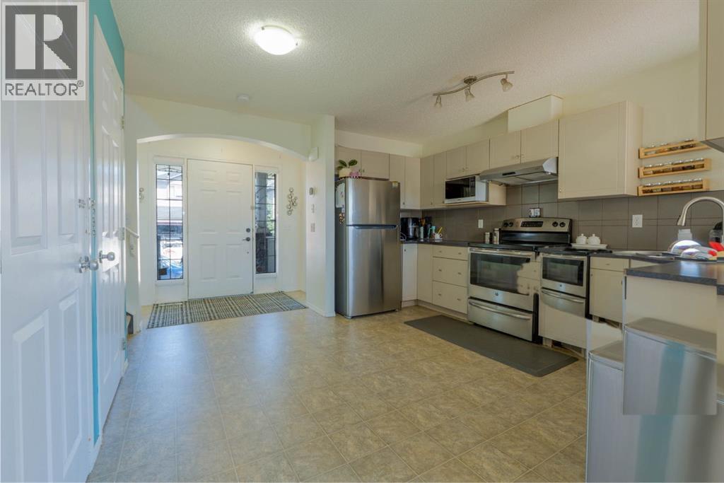 Single Family House for Sale in  Saddlecrest Place NE Saddle Ridge Calgary 