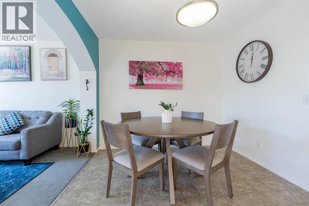 Single Family House for Sale in  Saddlecrest Place NE Saddle Ridge Calgary 