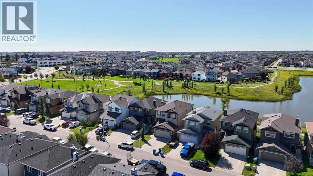 Single Family House for Sale in  Saddlecrest Place NE Saddle Ridge Calgary 