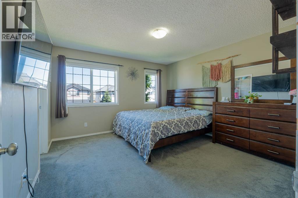 Single Family House for Sale in  Saddlecrest Place NE Saddle Ridge Calgary 