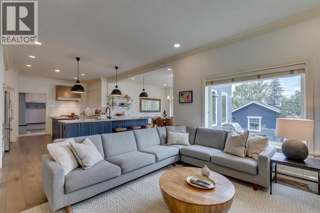 Single Family House for Sale in   Street NW Hounsfield Heights/Briar Hill Calgary 