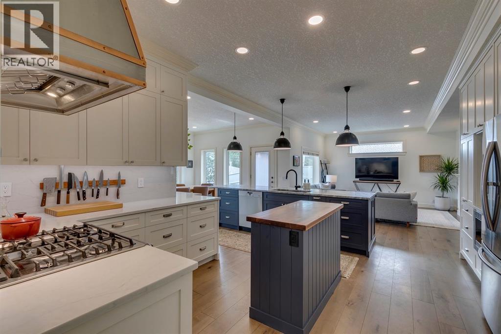 Single Family House for Sale in   Street NW Hounsfield Heights/Briar Hill Calgary 