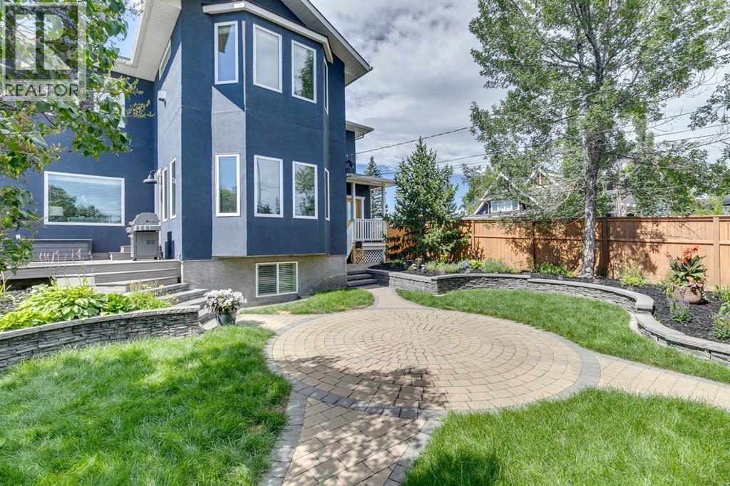 Single Family House for Sale in   Street NW Hounsfield Heights/Briar Hill Calgary 