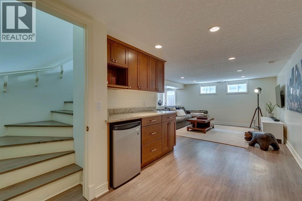 Single Family House for Sale in   Street NW Hounsfield Heights/Briar Hill Calgary 