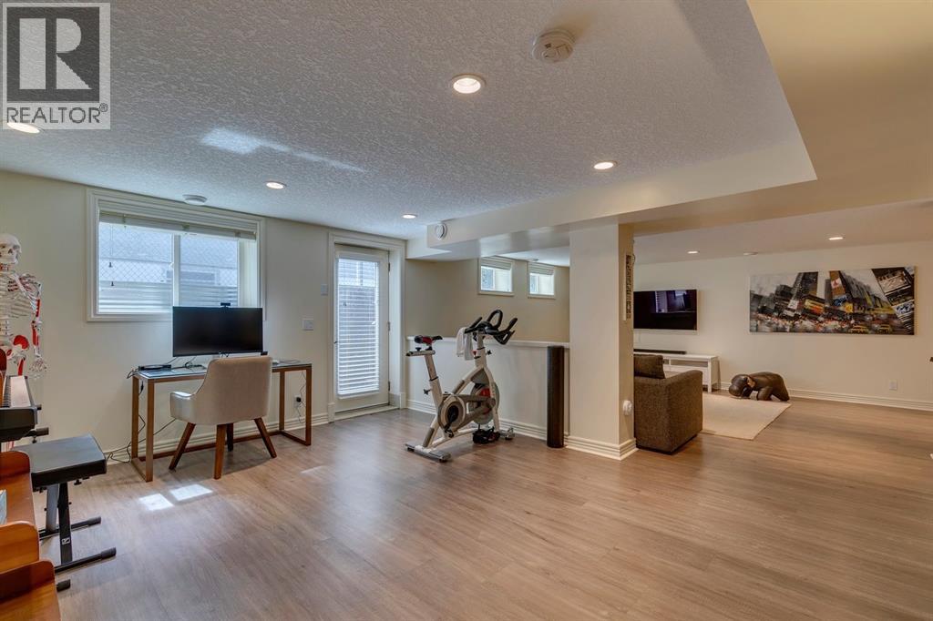 Single Family House for Sale in   Street NW Hounsfield Heights/Briar Hill Calgary 