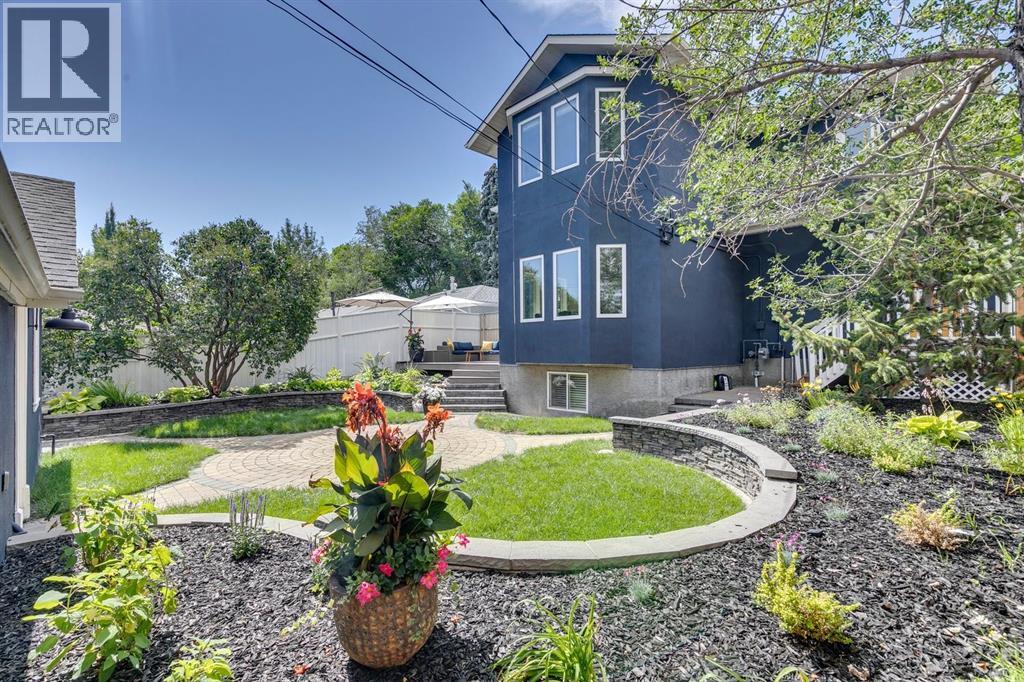 Single Family House for Sale in   Street NW Hounsfield Heights/Briar Hill Calgary 