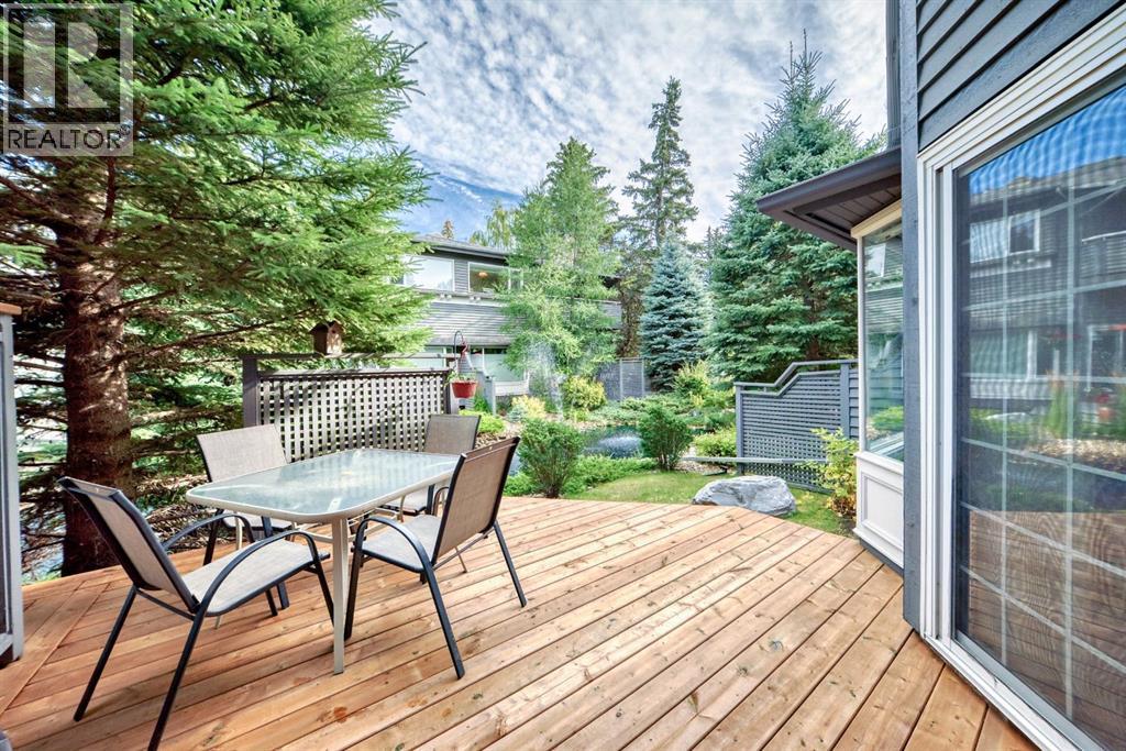 Single Family House for Sale in    Street NW Varsity Calgary 