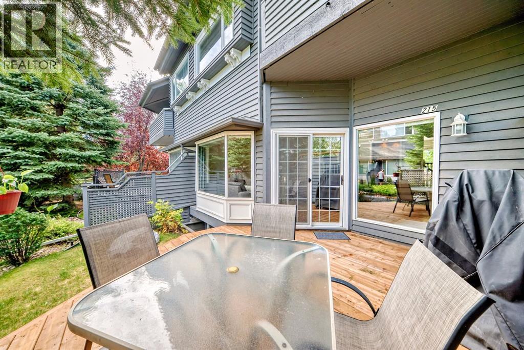 Single Family House for Sale in    Street NW Varsity Calgary 