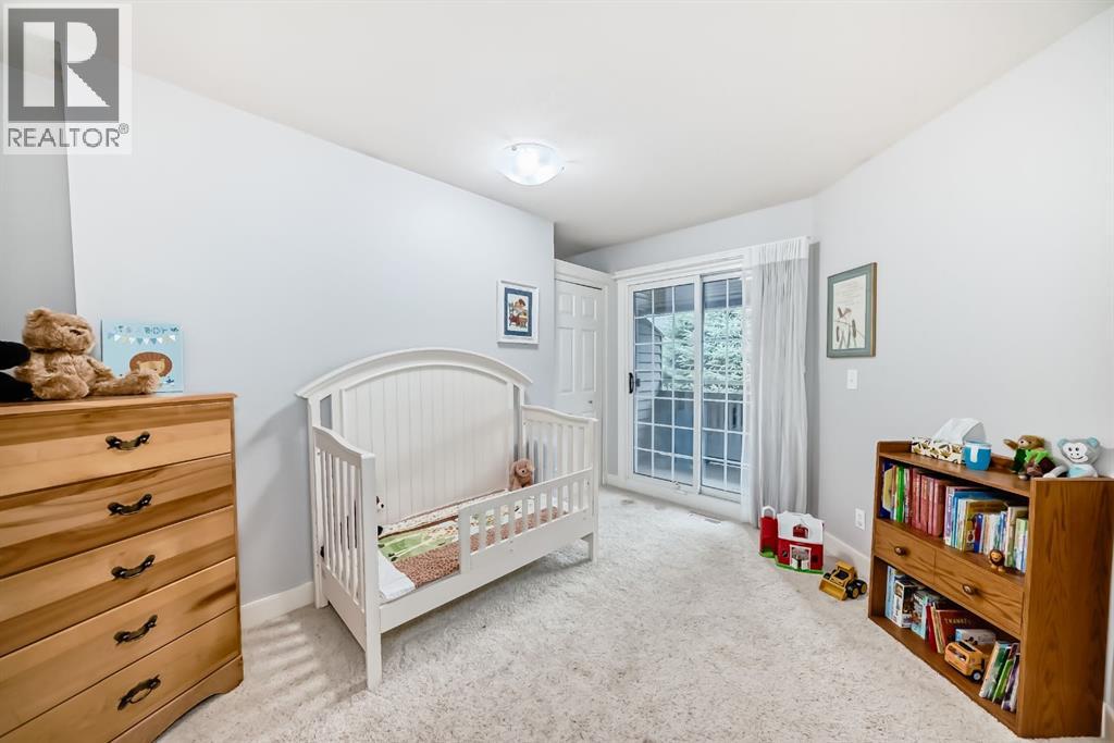 Single Family House for Sale in    Street NW Varsity Calgary 