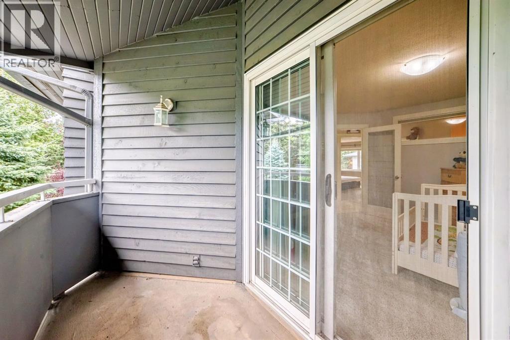 Single Family House for Sale in    Street NW Varsity Calgary 