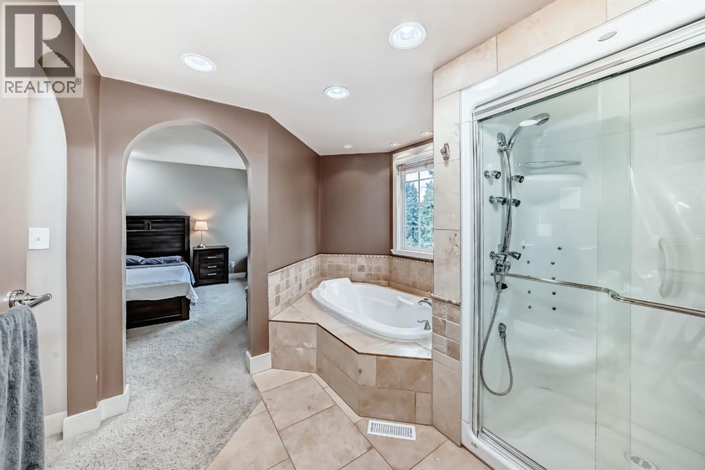 Single Family House for Sale in    Street NW Varsity Calgary 