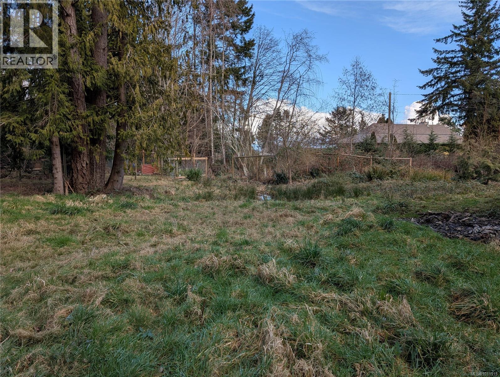 Photo 8 of 5075 Longview Dr, Bowser BC