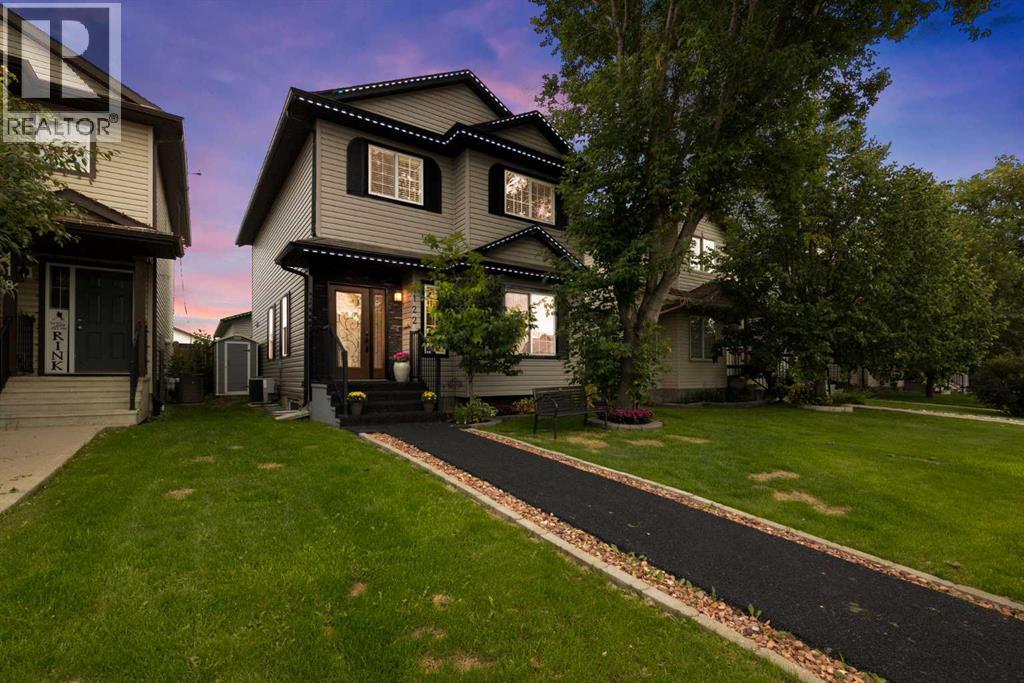 Photo 1 of 122 Rattlepan Creek Crescent, Fort Mcmurray AB