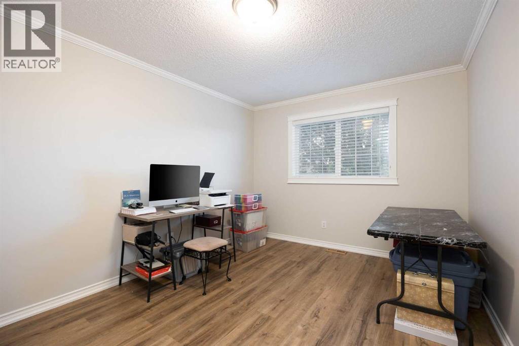 Photo 17 of 122 Rattlepan Creek Crescent, Fort Mcmurray AB