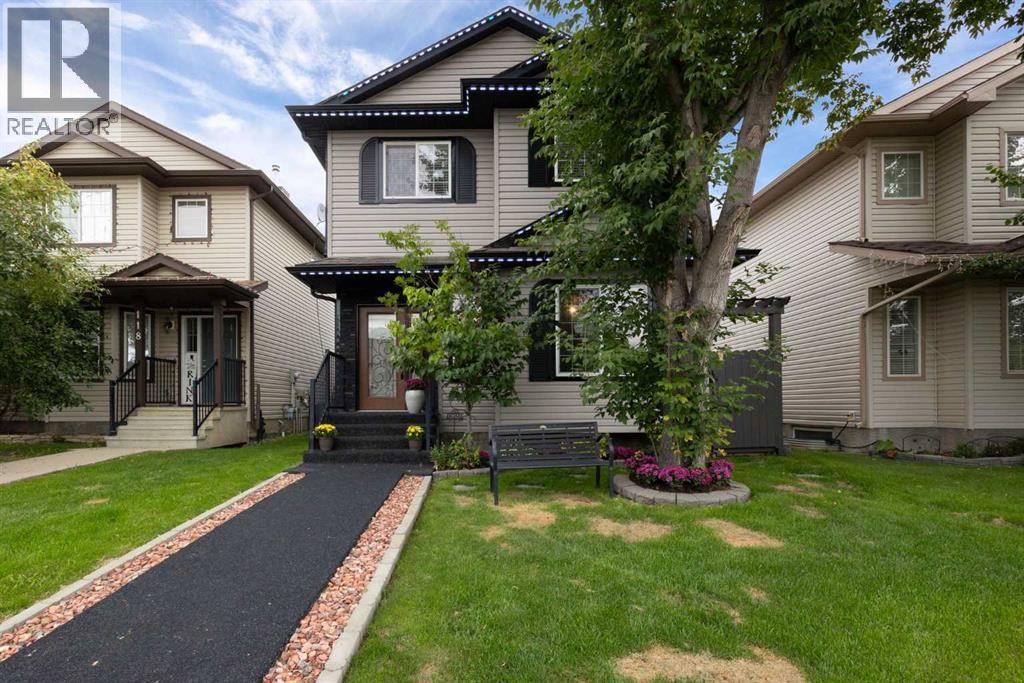 Photo 3 of 122 Rattlepan Creek Crescent, Fort Mcmurray AB