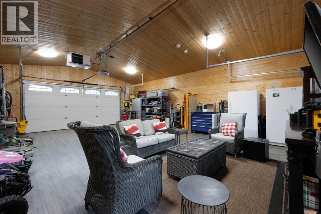 Photo 30 of 122 Rattlepan Creek Crescent, Fort Mcmurray AB
