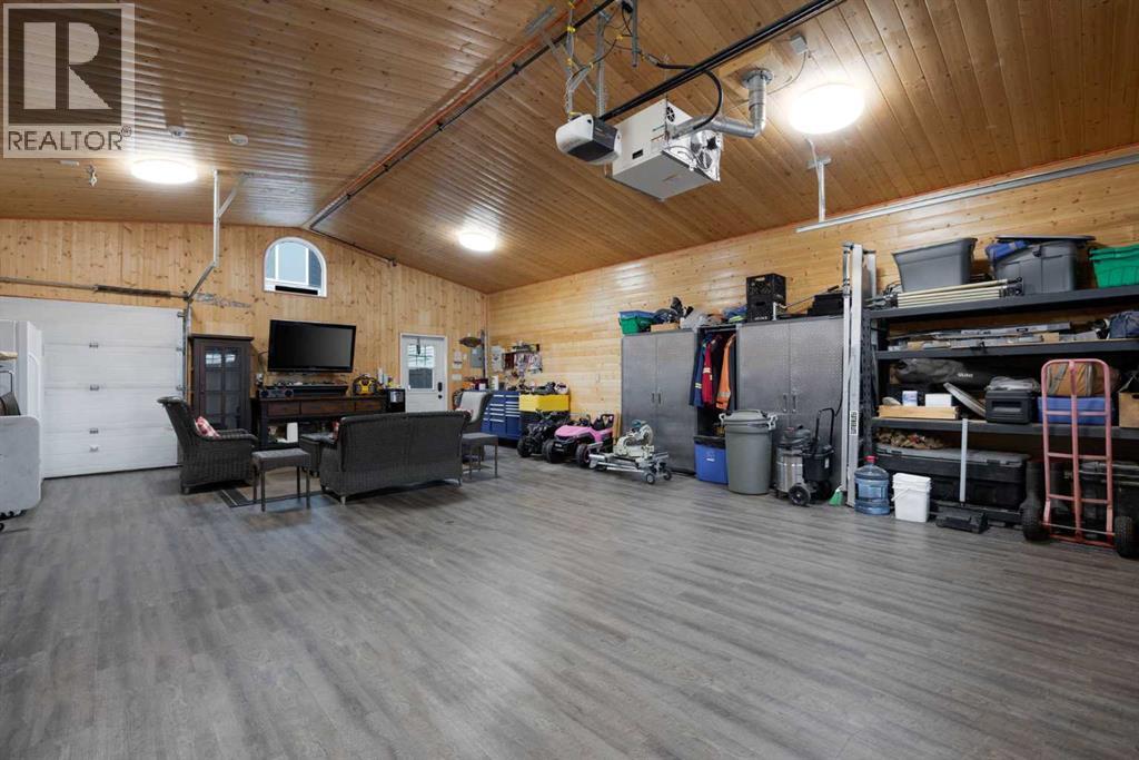Photo 33 of 122 Rattlepan Creek Crescent, Fort Mcmurray AB