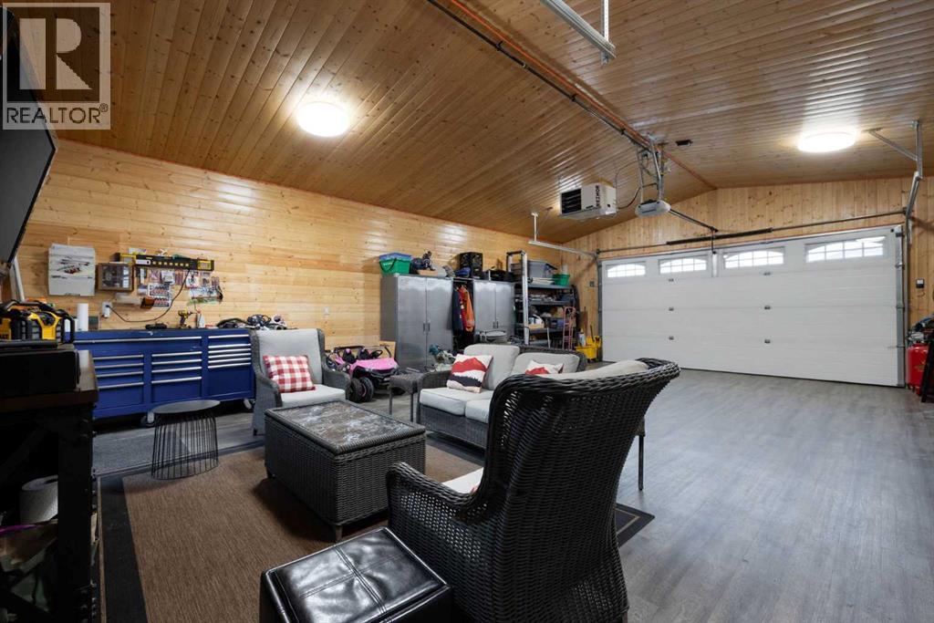 Photo 34 of 122 Rattlepan Creek Crescent, Fort Mcmurray AB
