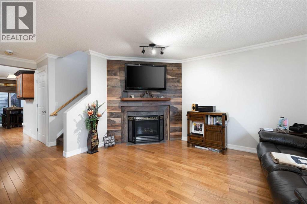 Photo 5 of 122 Rattlepan Creek Crescent, Fort Mcmurray AB