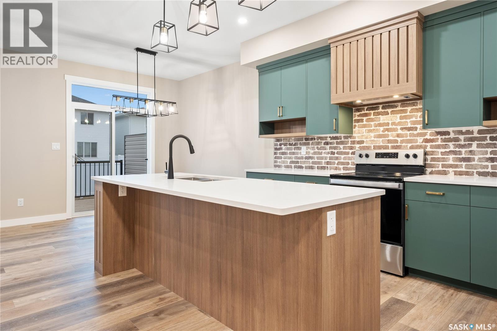 Photo 4 of 4732 Ferndale Crescent, Regina SK