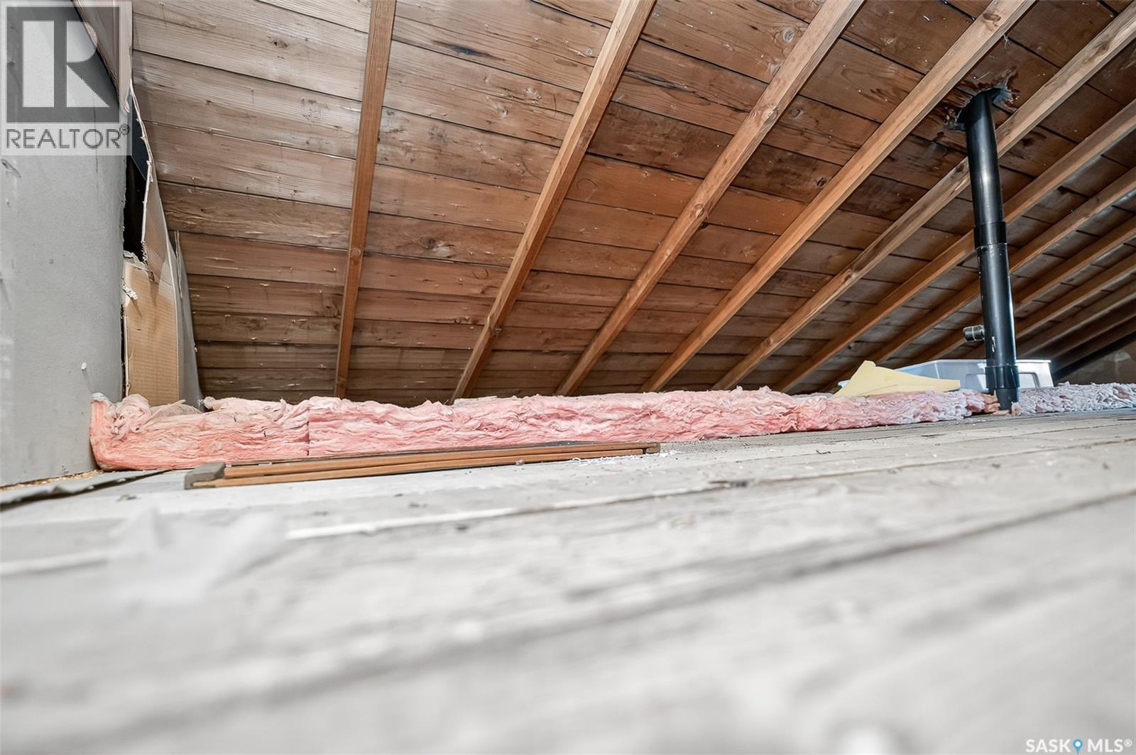 Photo 33 of 897 Willow Avenue, Moose Jaw SK